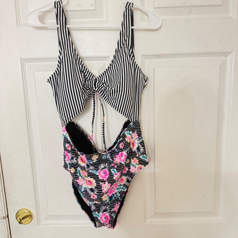Arizona Jean Co Striped Floral Cutout Monokini One Piece Swimsuit XL Black Pink
